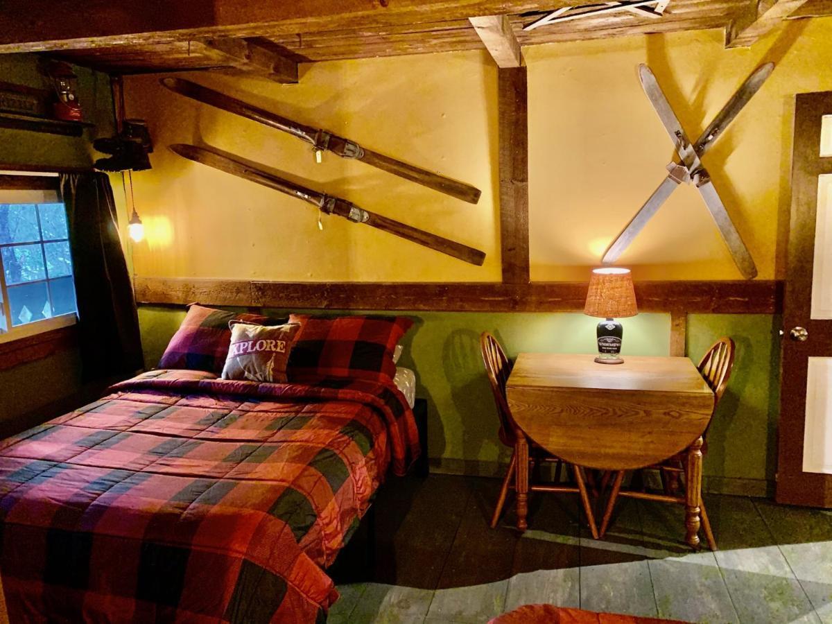 Grunberg Haus Inn & Cabins Waterbury Buitenkant foto