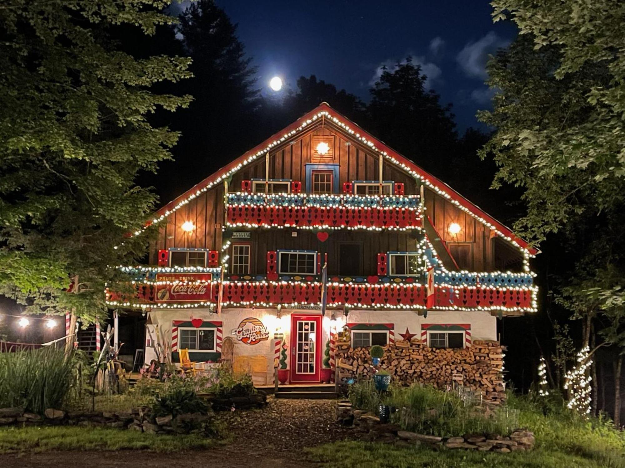 Grunberg Haus Inn & Cabins Waterbury Buitenkant foto