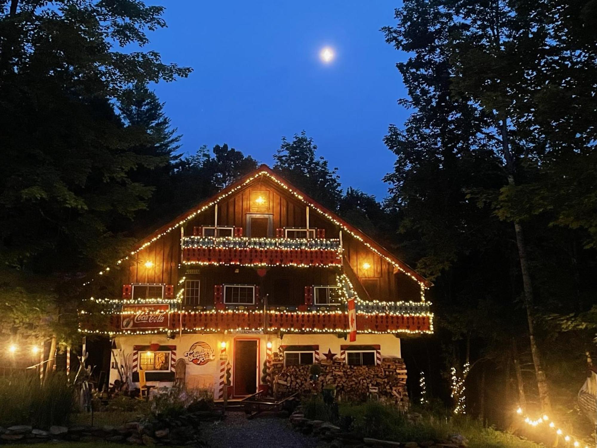 Grunberg Haus Inn & Cabins Waterbury Buitenkant foto